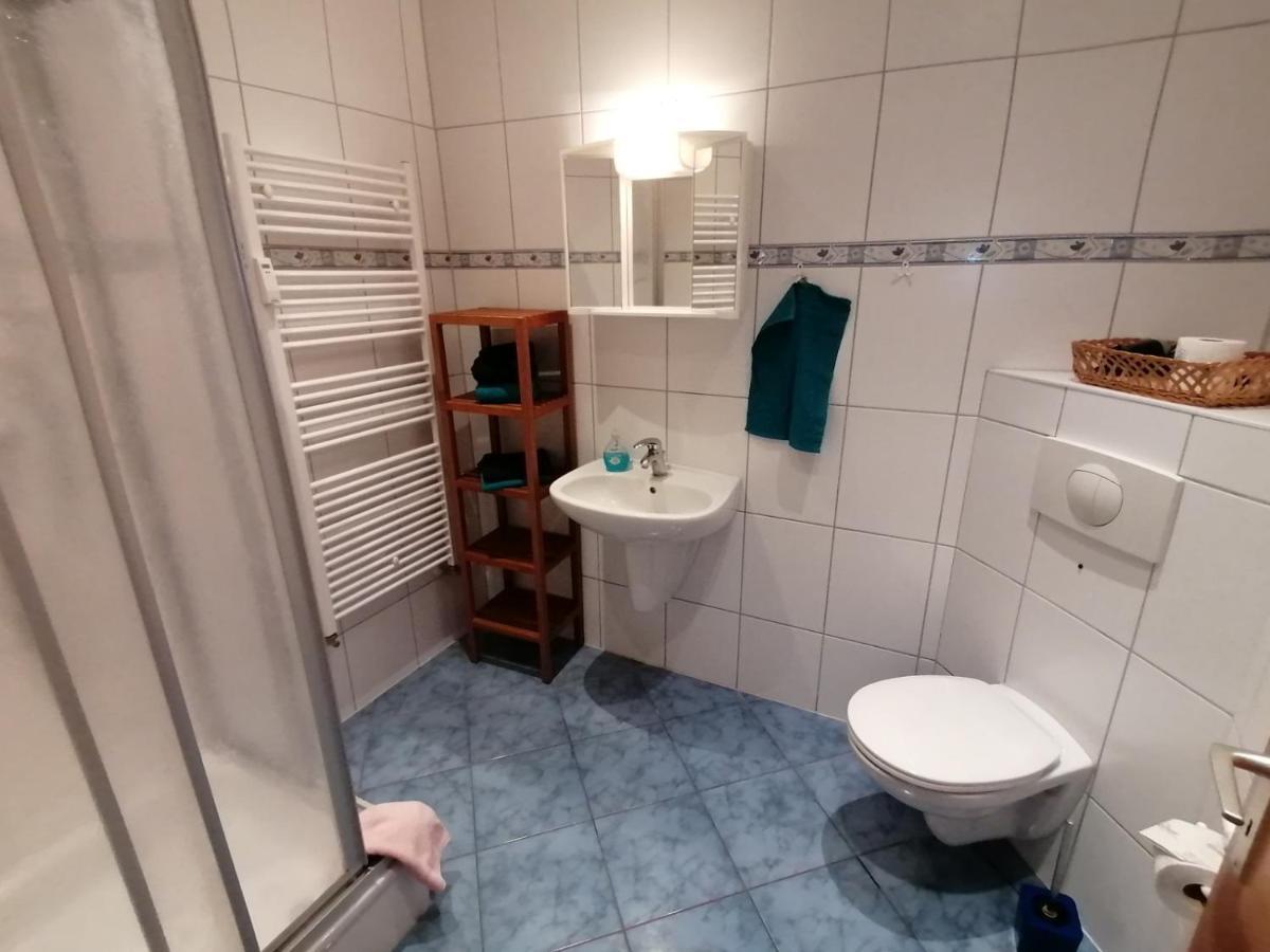 Korner 1 Mit Terrasse & Parkplatz - Abc27 By Abcwismar Lägenhet Exteriör bild